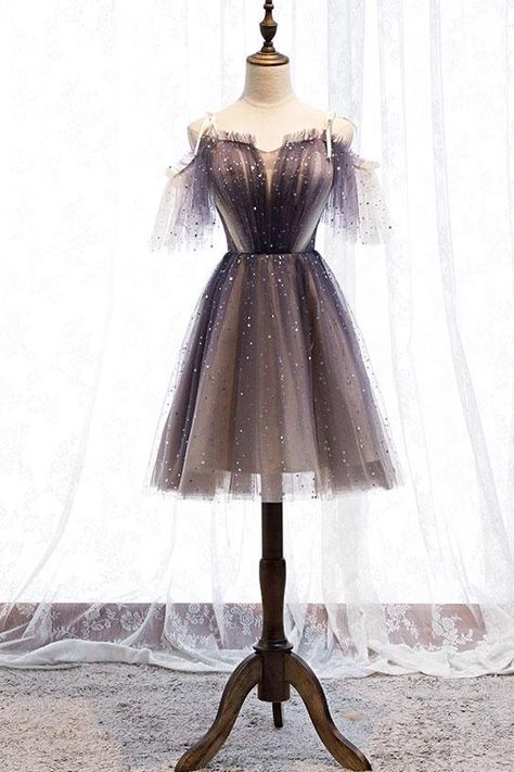 Persephone Cosplay, Gray Homecoming Dress, Graduation Cocktail, Celestial Dress, Prom Dresses Off The Shoulder, Purple Tulle, Homecoming Dress Short, Expensive Dresses, Dresses Off The Shoulder