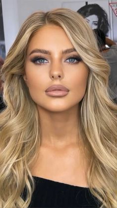 Wedding Make Up Blondes, Make Up Looks For Blondes, Wedding Make Up For Blondes, Bridal Makeup For Blondes, Mob Wife Aesthetic, Wife Aesthetic, Blonde Hair Makeup, Bridesmaid Hair Makeup, Makeup For Blondes