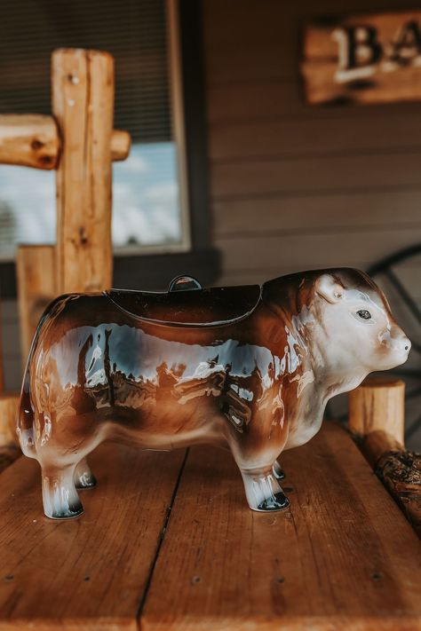 Beauford the Bull Cookie Jar | Farm Girl: Rural Boutique + General Store Cowboy Kitchen Decor, Western Apartment, Lakehouse Cabin, Cowboy Kitchen, Vintage Western Decor, Cowgirl Bedroom, Southwest Home Decor, Barndominium House, Southwestern Home Decor