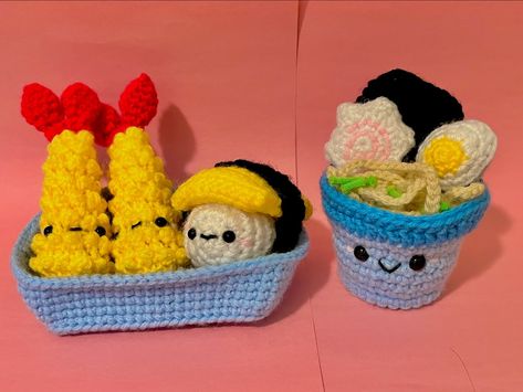 Would you like a bite? Happy Friday!! #crochet#amigurumi #fyp #cute #plushie #aesthetic #crafts #yarn #pattern #food #crochetfood #easy #beginner #beginnercrochet #easycrochet #easycrochetpattern #inspiration #crochetinspiration Crochet Onigiri, Amigurumi Sushi, Plushie Aesthetic, Aesthetic Crafts, Easy S, Crochet Food, Japanese Market, Tempura, Craft Fair