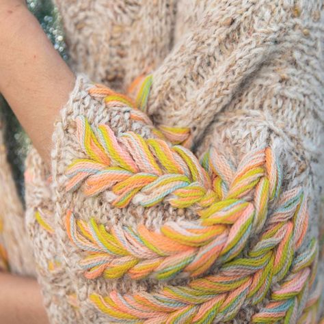 Experimental Knitting, Sweata Weatha, Unexpected Color Combinations, Knitwear Collection, Textil Design, Yarn Craft, Fun Clothes, Modern Knitting, Lace Weight Yarn