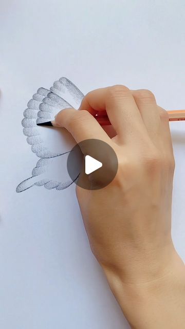 Daily Dose Of Sketch ✏️ on Instagram: "This artist creates simple and elegant drawing tutorials, focusing on butterflies and birds. Her step-by-step process makes it easy for viewers to follow along and replicate her work.

Artist: lingdang666. / 四月呀 on Douyin

#art #drawing #sketch" Cute Butterfly Sketch, Easy Simple Drawings For Beginners, Pencil Art Drawings Easy Simple Step By Step, Beginner Drawing Ideas Step By Step Art Lessons, Pencil Drawings Easy Step By Step, Animal Sketches Easy Step By Step, Cute Doodles Easy Step By Step, Bird Sketch Realistic, How To Draw Birds Easy