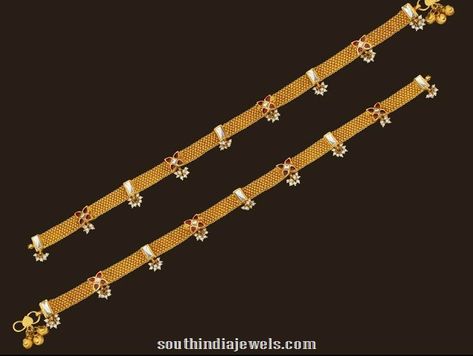 Gold Kundan Anklet ~ South India Jewels Gold Payal Design, Gold Payal, Vummidi Bangaru Jewellers, Payal Design, Anklet Design, Vintage Indian Jewelry, Latest Gold Jewellery, Baby Jewellery, Kids Gold Jewelry