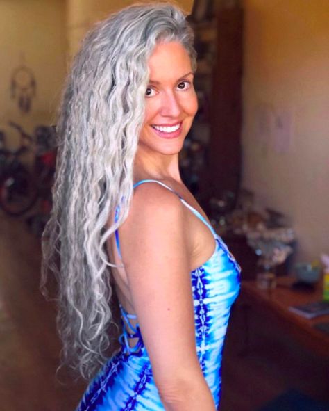 15 Women Who've Embraced Their Curly Gray Hair and Love it! - Curly Grey Hair, Curly Gray Hair, Grey Hairstyles, Gray Hairstyles, Grey Hair Care, 2021 Outfits, Silver Haired Beauties, Grey Curly Hair, Salt And Pepper Hair