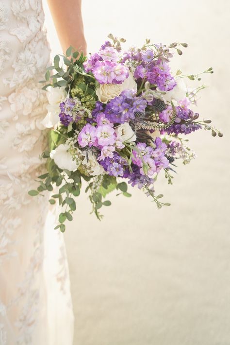 Purple Bridal Bouquet Real Flowers, Purple Homecoming Flowers, Purple And Green Wedding Bouquets, Lilac Bouquet Wedding, Bouquet Wedding Purple, Purple Wildflower Bouquet, White And Purple Bouquet, Purple Lilac Wedding, Lilac Bridal Bouquet