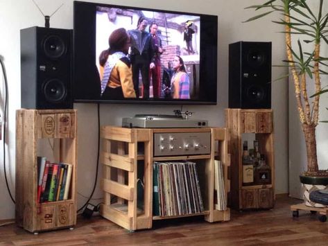 It is a table for the turntable, amplifier, collection of LPs; and there are stands for the speakers.  #EntertainmentUnit, #RecyclingWoodPallets #PalletTVStandRack Pallet Entertainment Centers, Lounge Tv, Pallet Tv, Pallet Tv Stand, Repurpose Pallets, Home Cinema Systems, Pallet Tv Stands, Pallet Lounge, Tv Consoles