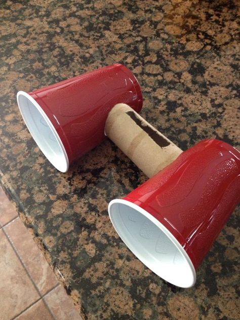 Homemade iPod docking system.  Human ingenuity at it's finest. Diy Gag Gifts, Best White Elephant Gifts, Joke Gifts, White Elephant Party, Gag Gifts Christmas, Prank Gifts, Gag Gifts Funny, Utila, White Elephant