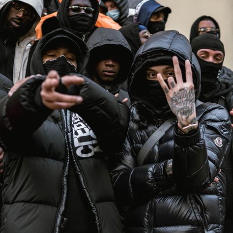 Owen Samba-Dhelot on Instagram: “@freezecorleonecrew667 & @centralcee . . . #ekip #centralcee #freezecorleone #667 #667ekip” Roadmen Aesthetic, Uk Boys Roadmen Aesthetic, Uk Boys, Central Cee, On Instagram, Black, Instagram