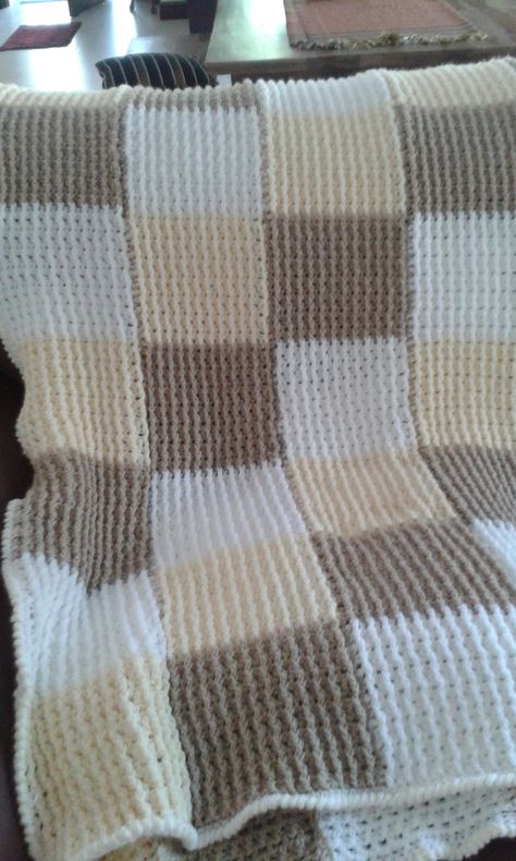 Crochet Beige Blanket, Crochet Patchwork Blanket, Beige Blanket, Yellow Blankets, Patchwork Blanket, Crochet Work, White And Beige, Crochet Inspo, Baby Blanket Crochet Pattern