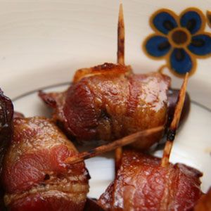 Rumaki Recipe | SAVEUR Chicken Liver Recipes, Steak Rolls, Liver Recipes, Bacon Appetizers, Wrapped Chicken, Potato Bites, Chicken Liver, Bacon Wrapped Chicken, Water Chestnuts