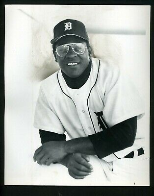 IKE BROWN 1970 Press Photo Detroit Tigers - $9.99 | PicClick Boog Powell, Denny Mclain, Photo Border, Tiger Stadium, Wayne State, Detroit Sports, Detroit Tigers Baseball, New York Yankees Baseball, Tigers Baseball