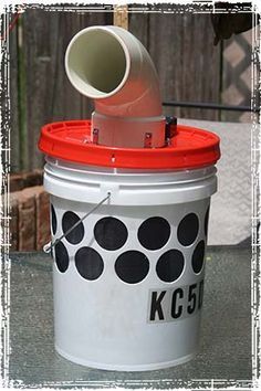 Off Grid Air Conditioner: DIY Bucket Air Cooler for Camping and Other Uses | There are a lot of great articles and videos on the Internet showing several different styles of “bucket coolers.” After reading many articles and watching numerous videos on “Swamp Coolers” or “Bucket Coolers,” I settled on a design and began developing a parts list. | #diy #summer #offgrid Diy Swamp Cooler, Bucket Air Conditioner, Cooler For Camping, Diy Bucket, Bucket Cooler, Swamp Cooler, Camping Hacks Diy, Solar Energy Diy, Homestead Survival