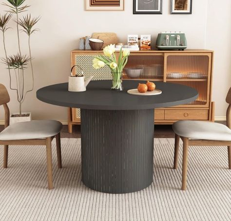 This round dining table featuring a stylish T-shaped design and delicate bottom line, has a simple yet stylish design that fits well in both kitchens and living rooms for casual meals or entertaining guests. The base is round metal leg base surrounded by wooden strips, ensuring both delicacy and load-bearing ability.#ad Modern Farmhouse Kitchen Table, Round Dining Table For 4, Circle Dining Table, Dining Table For 4, Farmhouse Kitchen Table, Office Waiting Rooms, Round Kitchen Table, Modern Farmhouse Kitchen, Farmhouse Kitchen Tables