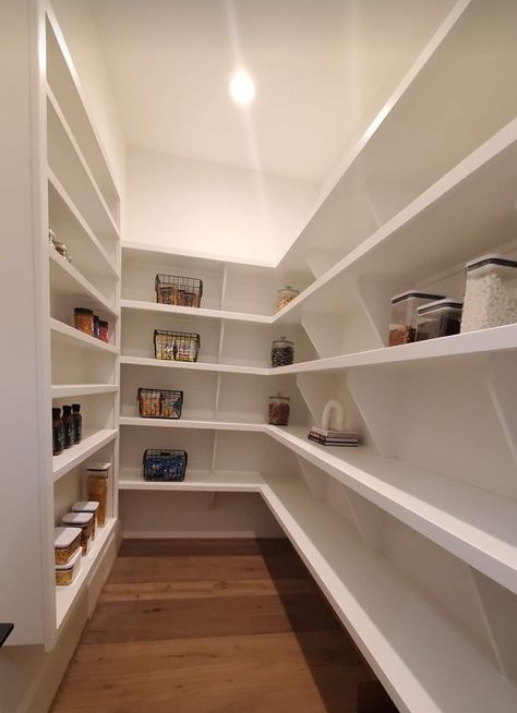 Long Walk In Pantry, Narrow Pantry Dimensions, Narrow Walk In Pantry Dimensions, Long Narrow Pantry, Large Pantry Walk In Barn Door, Walk In Pantry Deminsions, Sculary Ideas Walk In Pantry, Walk In Pantry Dimensions, Narrow Walk In Pantry