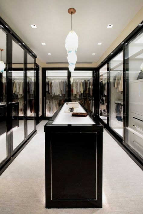 The-Most-Feminine-and-Opulent-Walk-In-Closets-For-A-Luxury-Home-8-1 The-Most-Feminine-and-Opulent-Walk-In-Closets-For-A-Luxury-Home-8-1 Contemporary Luxe, Wardrobe Design Modern, Dressing Design, Hidden Lighting, Walking Closet, Dream Closet Design, Walk In Closet Design, Luxury Closets Design, Closet Decor