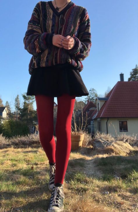 Outfit With Red Tights, Red Tights Outfit Aesthetic, Outfits With Colored Tights, Colored Tights Outfit Aesthetic, Outfits With Red Tights, Red Tights Aesthetic, Colourful Tights Outfit, Colorful Alternative Fashion, Coloured Tights Outfit