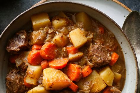 What to Cook This Weekend - The New York Times Old Fashioned Beef Stew, Slow Cooker Beef Stew, Nyt Cooking, Beef Stew Recipe, Cooking Guide, Stew Recipe, Slow Cooker Beef, Feeding A Crowd, Beef Stew