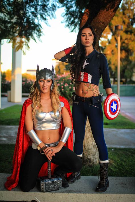 Captain America Outfit For Women, Captain America Costume For Women, Thor Halloween Costume, Thor And Captain America, Thor Outfit, Captain America Outfit, Marvel Halloween Costumes, Marvel Inspired Outfits, Thor Costume