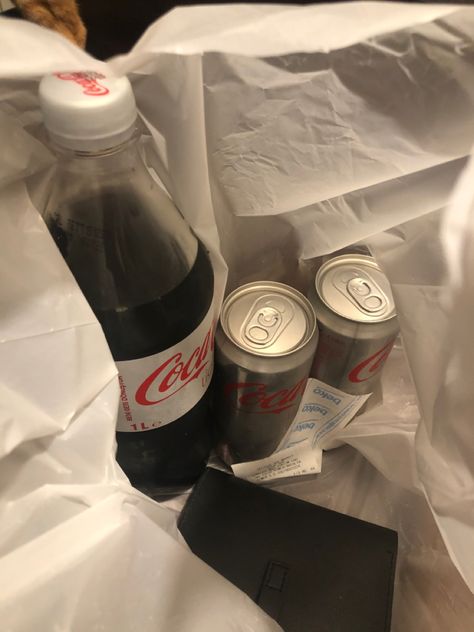 Diet Coke Aesthetic Grunge, Wl Ed, Diet Coke Aesthetic, Coca Cola Zero, Vintage Soda, Diet Soda, Diet Coke, Food Journal, Eating Habits