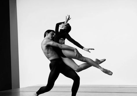 One of the foremost dance companies in the world, with a roster of 100 extraordinary dancers and an unparalleled repertory, NYCB is committed to promoting creative excellence and nurturing a new generation of dancers, choreographers and audiences. Ballet Couple, Ballet Stretches, Dance Stretches, Dancer Photography, New York City Ballet, Dance Project, Couple Silhouette, City Ballet, Dance Movement