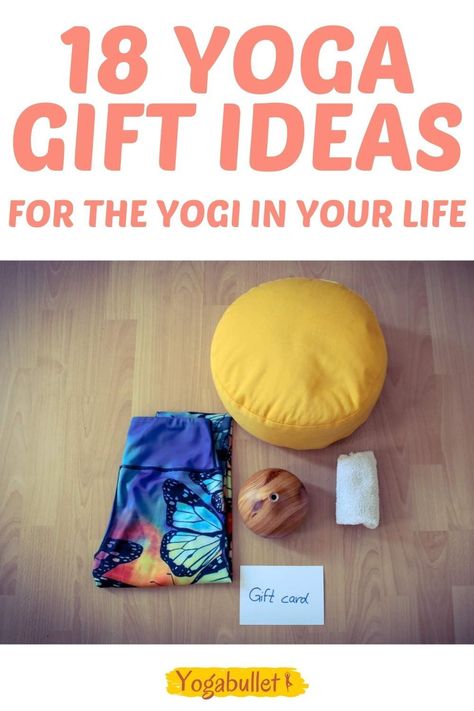 Looking for yoga gift ideas? This list of yoga gifts will definitely make the yoga lover in your life happy: for Christmas, birthdays, or any other occasion! #giftideas #giftsforyogalovers #yogagiftsideas #christmas #yogagift Yoga Gift Basket Ideas, Yoga Gift Basket, Yoga Gifts Ideas, Drunk Yoga, Yoga Christmas Gifts, Gifts For Yoga Lovers, Best Yoga Clothes, Vegan Gift Ideas, Yoga Christmas