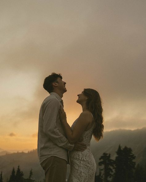 the first set from this shoot with kaylee + nathan up at mt. baker a few weeks ago. the perfect early fall day lead into the most stunning pink sunset. it is so easy to make magic when the love between two people is so palpable ✨🌙 prepare to be sick of me and this shoot…many many more to come #cinematicphotography #couplesphotos #engagementphotos #washingtoncouplesphotographer #pnwcouplesphotographer #dirtybootsandmessyhair #belovedstories #engaged #authenticlovemag #theromanticsclub #777lu... Future Photos, Two People, Pink Sunset, Cinematic Photography, Autumn Day, Messy Hairstyles, Couples Photoshoot, Engagement Photos, Photographer