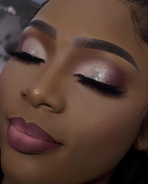 Bridal Eyeshadow Makeup, Wedding Makeup Light Skin, Bridal Nude Makeup, Bridal Makeup Black Women, Bridal Makeup For Black Women, Full Glam Makeup Looks Black Women, Nude Makeup Black Women, Black Bridal Makeup, Glam Bride Makeup