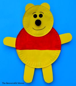 Winnie the Pooh Paper Plate Craft - The Resourceful Mama Disney Crafts For Kids, Paper Plate Craft, Teddy Bear Day, Animal Art Projects, Arts And Crafts For Teens, Pinterest Crafts, Romantic Shabby Chic, Sand Crafts, Spring Crafts For Kids