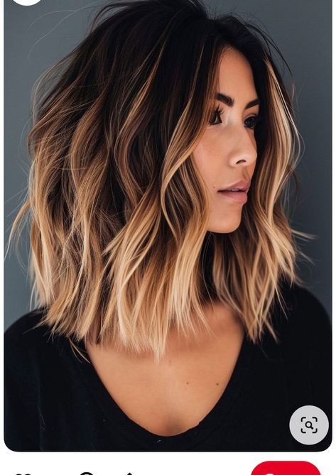 Balayage Brunette Shoulder Length, Bob Hairstyle Balayage, Ombre Style Hair, Dark Roots With Balayage, Medium Hair Ombre Brown, Blonde Ends On Brown Hair Short, Caramel Brown Ombre Hair, Brown Hair With Smokey Highlights, Long Textured Lob Haircut