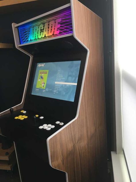 SF2CE themed multicade I made today. - Imgur Retropie Arcade, Mame Cabinet, Arcade Ideas, Arcade Cabinet Plans, Arcade Bartop, Arcade Diy, Game Cabinet, Diy Arcade Cabinet, Diy Arcade