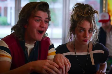 16 Posts That Perfectly Sum Up Robin And Steve's Friendship In "Stranger Things" Joe Kerry, Tumblr Stories, Best Natural Hair Products, Stranger Things Steve, Stranger Things Art, Stranger Things Characters, Stranger Things Aesthetic, Joe Keery, Bestest Friend