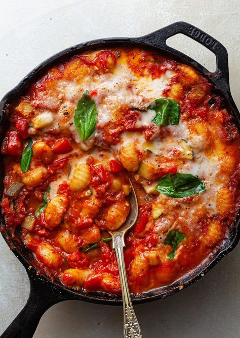 Pesto Bake, Gnocchi Pesto, Rose Harissa, Eat More Plants, Gluten Free Gnocchi, Red Pesto, Baked Gnocchi, Harissa Paste, Vegan Mozzarella