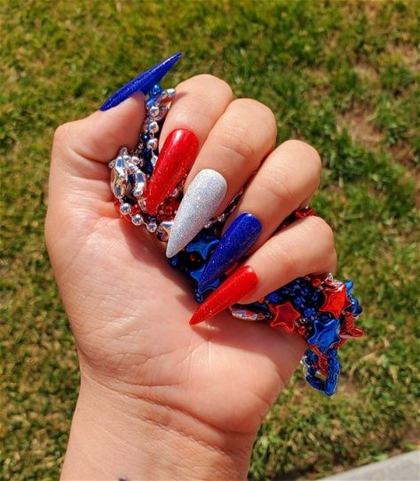 Memorial Day Nails Acrylic, Memorial Day Nails, Red White And Blue Nails, White And Blue Nails, American Flag Nails, Patriotic Nails Design, J Nails, Flag Nails, Patriotic Nails