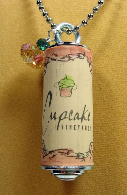 Cupcake Wine, Fun Necklaces, Wine Cork Jewelry, Ashley Walters, Cork Necklace, Cork Ideas, Breastfeeding Necklace, Wine Cork Projects, Wine Cork Art