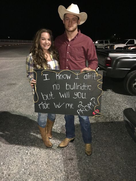 country promposal Country Promposal, Country Homecoming Proposal, Cute Hoco Proposals, Cute Promposals, Country Prom, Prom Posters, Cute Homecoming Proposals, Cute Prom Proposals, Asking To Prom