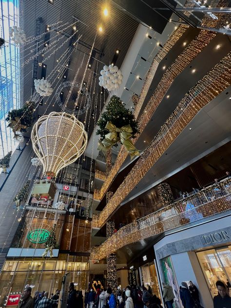 hudson yards new york, christmas lights Hudson Yards Nyc Christmas, Hudson Yards Nyc, York Christmas, Nyc Christmas, Hudson Yards, Dream Lifestyle, Christmas Lights, Christmas Time, Bucket List