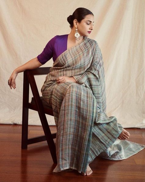 Checkered Saree, Brown Saree, Vidya Balan, Linen Saree, Checkered Print, Crochet Poncho, Saree Look, Ethnic Wear, Indian Outfits