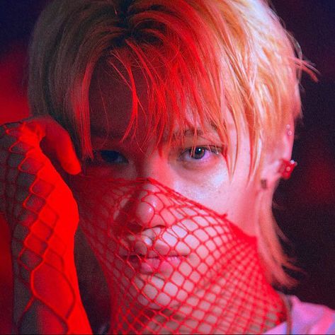 Felix Bubble, Red Icons:), Merch Store, Best Kpop, Kpop Merch, Lee Felix, Kids Icon, Felix Stray Kids, Fan Fiction