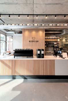 Modern Coffee Shop, Cafe Counter, Bakery Design Interior, Coffee Bar Design, Coffee Shop Interior Design, Design Café, Cafe Shop Design, Home Coffee Bar, Coffee Places