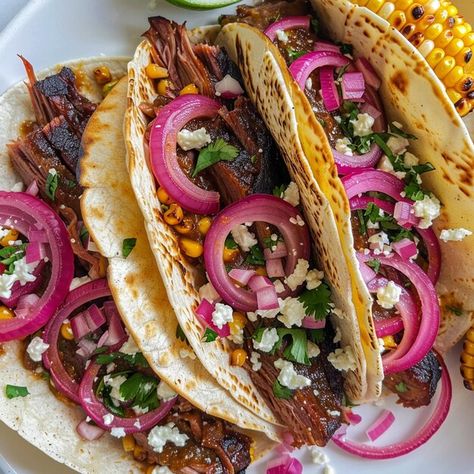 Photo smoked bbq beef brisket tacos with... | Premium Photo #Freepik #photo Beef Brisket Tacos, Brisket Tacos, Bbq Beef, Smoked Brisket, Global Cuisine, Pickled Red Onions, Beef Brisket, Cilantro Lime, Event Food