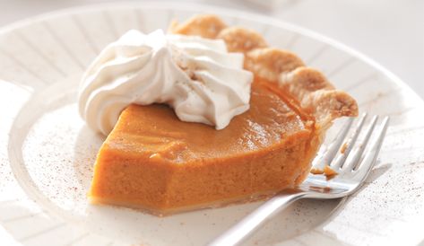 5 Pumpkin-inspired Recipes for Fall | News | Eggland's Best Eggnog Pumpkin Pie Recipe, Harvest Pie Recipe, Eggnog Pie, Pond Cake, Pumpkin Tart, Spiced Eggnog, Marshmallow Pumpkin, Pumpkin Gingerbread, Whipped Yogurt