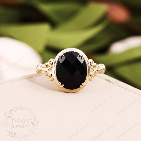 "Please confirm your US size when you make an order) ❤Jewelry Details -Gold Type: Solid 10K Gold / Solid 14K Gold / Solid 18K Gold (Choose One in Material Option) Center Stone: Natural Black Onyx, Approximately 3.1ct Size: 9*11mm Cut: Oval Rose Cut Band Width: Approximately 1.6mm SKU: YR0460 ~*-*~Purchase Guarantee: - All our jewelry is handmade, and each process is refined. - 14 Day Refund Guarantee. - All our products are Free Shipping. - Free Gift Box&Packing. ~*-*~Please contact us if yo Oval Onyx Wedding Ring, Fine Jewelry Oval Onyx Ring, Gold Oval Onyx Rings, Vintage Yellow Gold Onyx Rings, Elegant Hallmarked Onyx Rings, Onyx Engagement Ring, Black Onyx Engagement Ring, Plus Size Rings, Yellow Gold Engagement