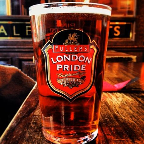 Fullers brewery, "London Pride" One of the best! Food Photography Lighting, London Pride, Food Photography Tips, Food Photography Styling, Great British, Wine And Spirits, Good Old, Bitter, Beer Bottle