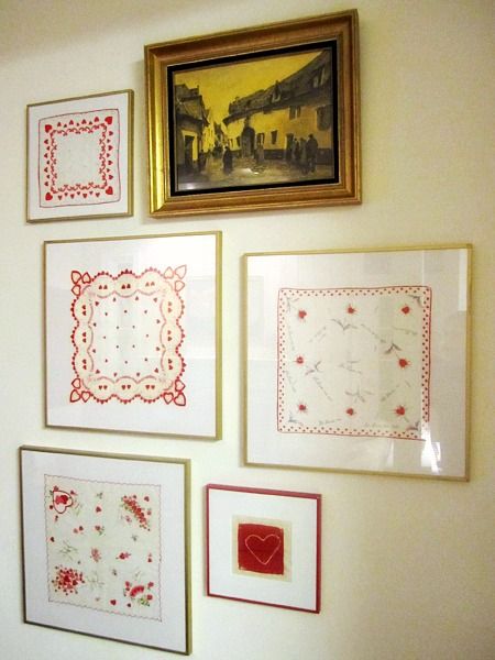 Vintage Handkerchiefs Crafts, Wall Galleries, Handkerchief Crafts, Vintage Hankies, Vintage Napkins, Embroidery Transfers, Vintage Handkerchiefs, Diy Decorating, Design Guide