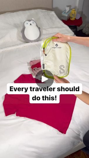 Packing Travel, Household Help, Vacation Packing, Folding Clothes, Easy Travel, Diy Household, Travel Hacks, Packing Tips For Vacation, Travel Packing