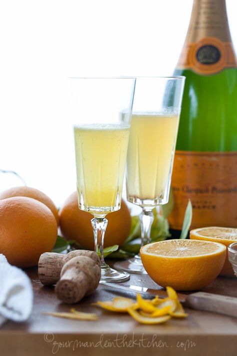 Grand Mimosa Champagne Cocktail via gourmandeinthekitchen.com  Grand Mimosa Recipe | A Sparkling Toast to the New Year Mimosa Champagne, Mimosa Recipe, Brunch Drinks, Brunch Cocktails, Champagne Cocktail, Wine Corks, Food Blogs, Fruit Recipes, Save Food