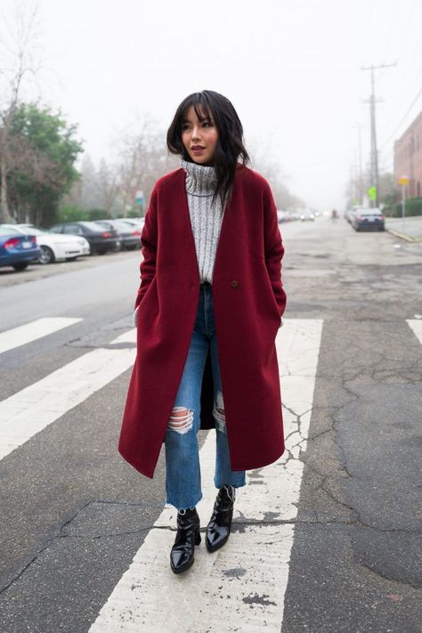 Marled Sweater (The Fancy Pants Report | A San Francisco Style Blog) Red Coat Outfit, Black Patent Boots, Winter Mode Outfits, Grey Turtleneck Sweater, Marled Sweater, Grey Turtleneck, Romantic Outfit, Winter Stil, Mode Casual