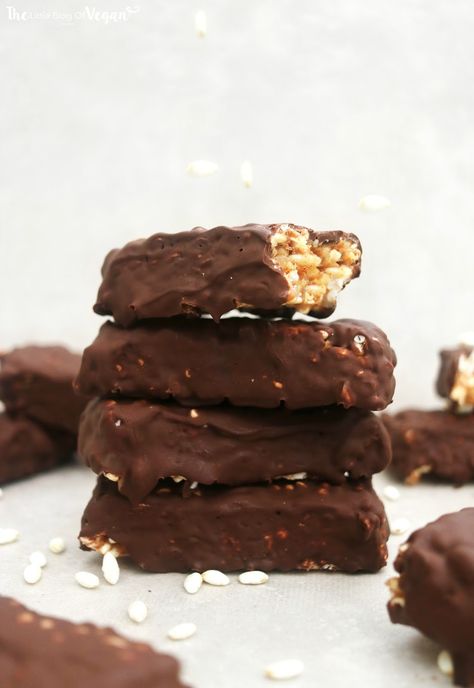 Vegan Toffee, Toffee Crisp, Coffee Crisp, Vegan Bars, Caramel Ingredients, Vegan Kids Recipes, Toffee Recipe, Caramel Recipes Sauce, Vegan Caramel