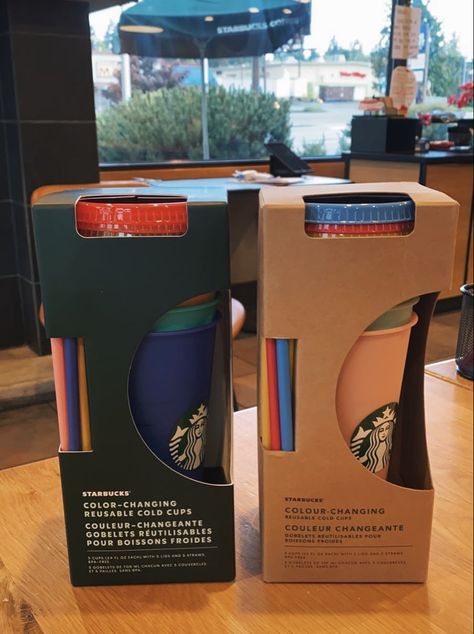 Tumbler Packaging Ideas, Tumbler Packaging, Starbucks Malaysia, Edc Bag, 21st Birthday Decorations, Starbucks Cup, Starbucks Tumbler, Starbucks Cups, Cup Design