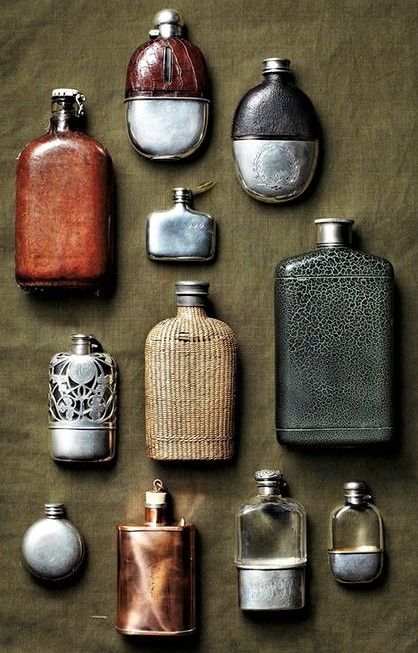 Gentlemans Accessories, Vintage Flask, Mens Room, Decor Studio, Antique Bottles, Hip Flask, Bushcraft, Preston, Artifacts